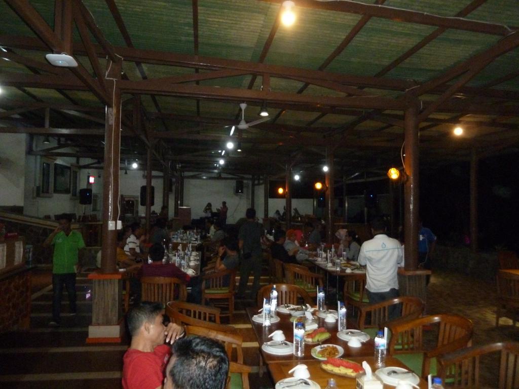 Watu Dodol Hotel & Restaurant Banyuwangi  Εξωτερικό φωτογραφία