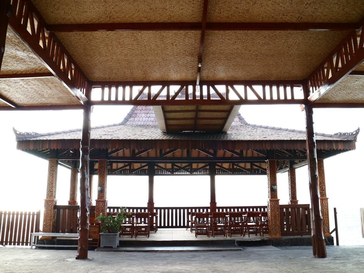Watu Dodol Hotel & Restaurant Banyuwangi  Εξωτερικό φωτογραφία